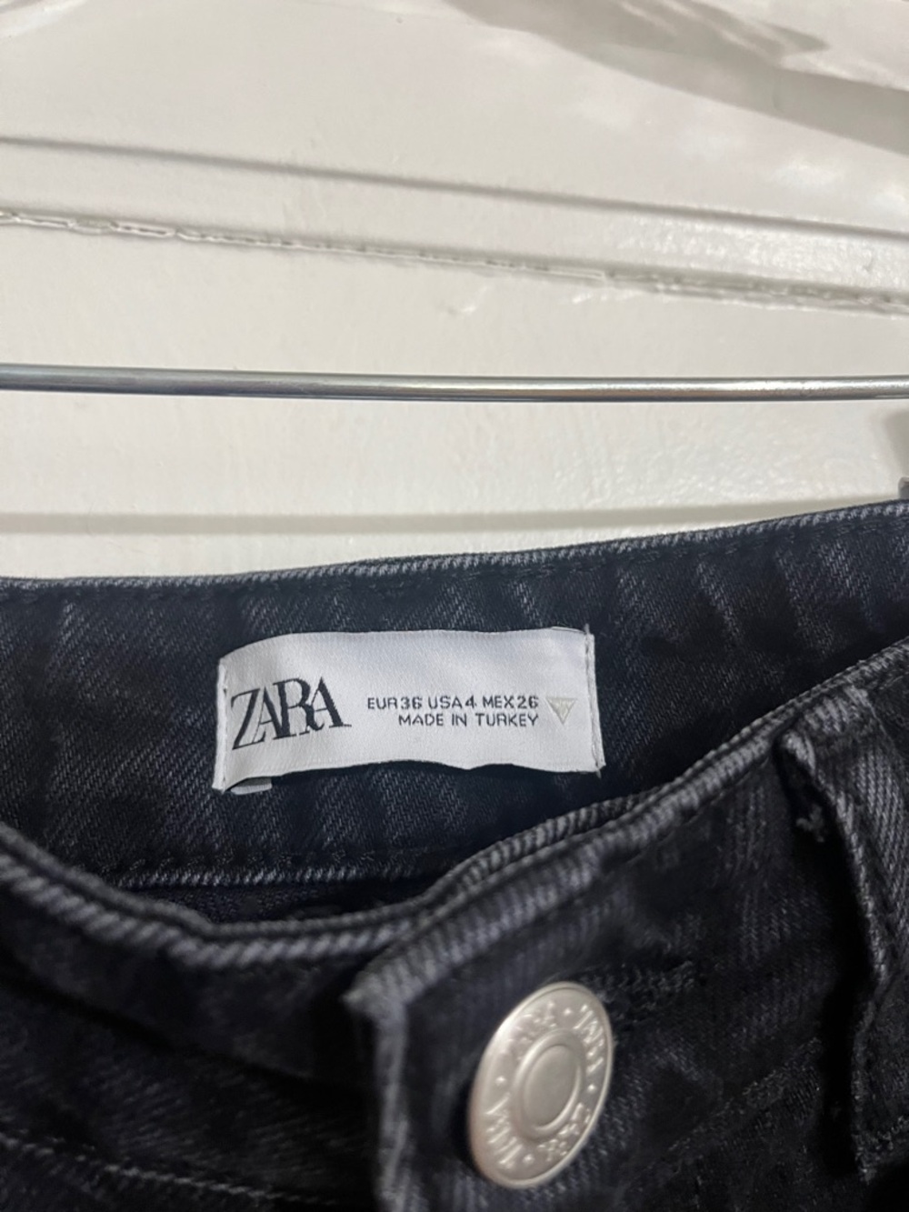 NWT | ZARA Black High-Rise Ankle Straight Jeans - Picture 2 of 6
